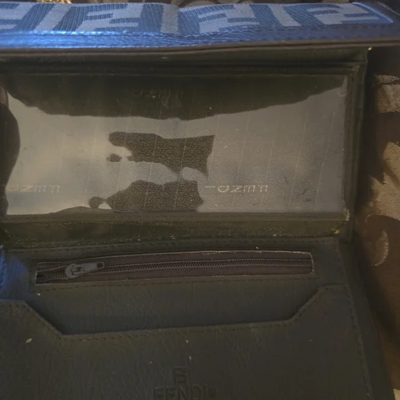 Fendi Wallet Full Inclusion - Picture 5 of 13